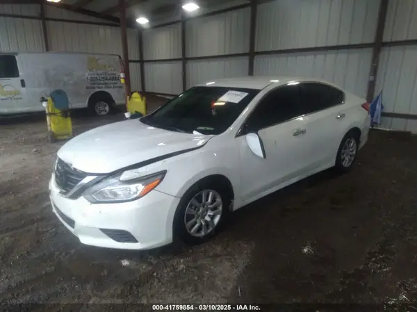 1N4AL3AP9HC182208 2017 NISSAN ALTIMA - Image 2
