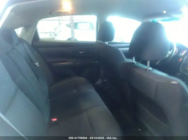 1N4AL3AP9HC182208 2017 NISSAN ALTIMA - Image 8