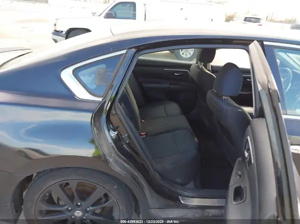 1N4AL3AP9HC182550 2017 NISSAN ALTIMA - Image 8