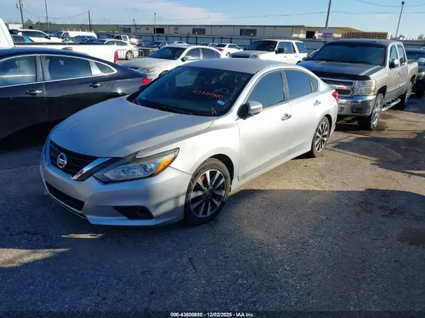1N4AL3AP9HC185531 2017 NISSAN ALTIMA - Image 2