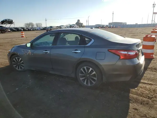 1N4AL3AP9HC187988 2017 NISSAN ALTIMA - Image 2
