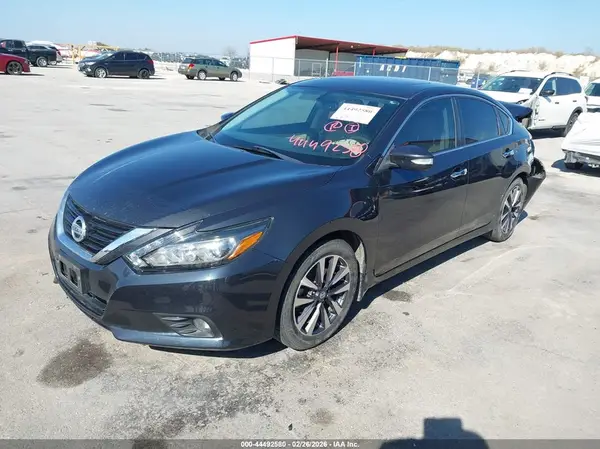 1N4AL3AP9HC193130 2017 NISSAN ALTIMA - Image 2