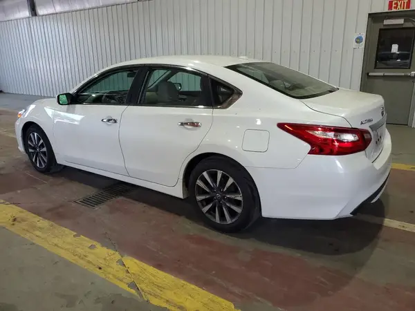 1N4AL3AP9HC197081 2017 NISSAN ALTIMA - Image 2