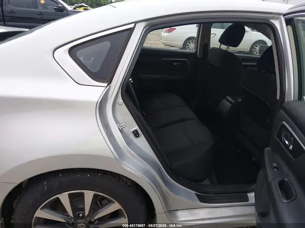 1N4AL3AP9HC201887 2017 NISSAN ALTIMA - Image 8