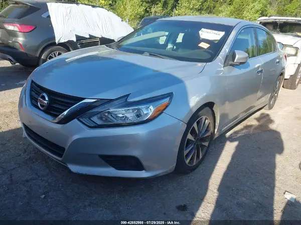 1N4AL3AP9HC207107 2017 NISSAN ALTIMA - Image 2