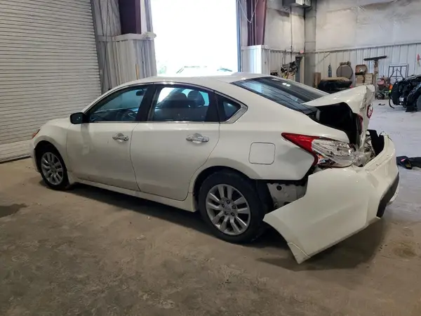 1N4AL3AP9HC208113 2017 NISSAN ALTIMA - Image 2