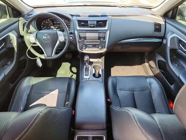 1N4AL3AP9HC211156 2017 NISSAN ALTIMA - Image 8