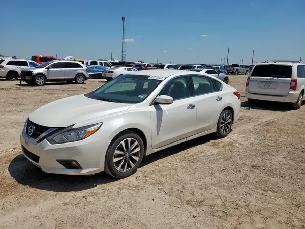 1N4AL3AP9HC212033 2017 NISSAN ALTIMA - Image 1