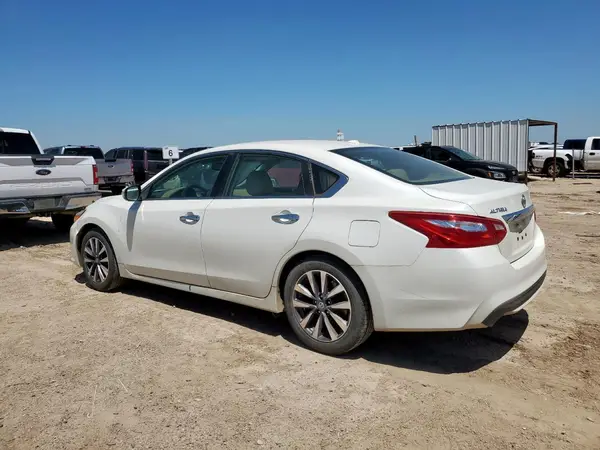 1N4AL3AP9HC212033 2017 NISSAN ALTIMA - Image 2