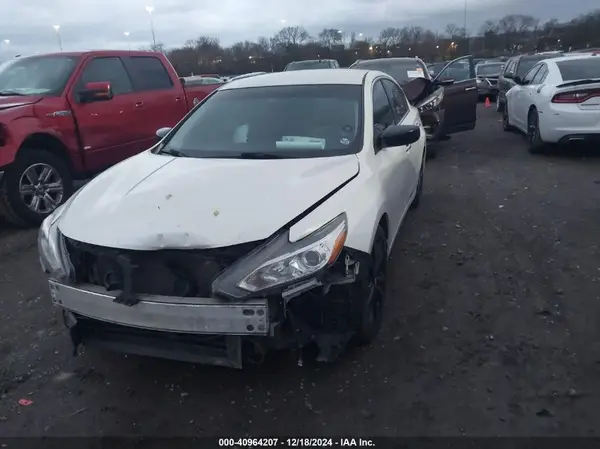 1N4AL3AP9HC214039 2017 NISSAN ALTIMA - Image 2