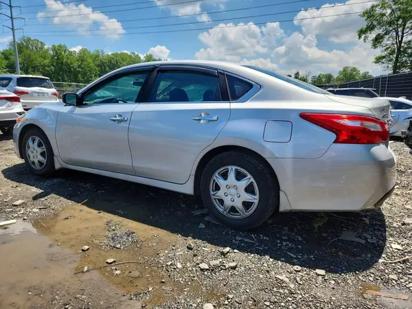 1N4AL3AP9HC215577 2017 NISSAN ALTIMA - Image 2