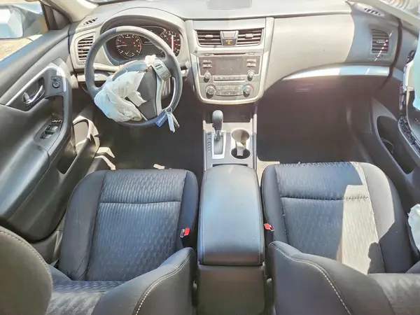 1N4AL3AP9HC215577 2017 NISSAN ALTIMA - Image 8
