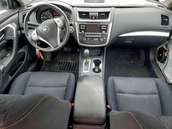 1N4AL3AP9HC215708 2017 NISSAN ALTIMA - Image 8
