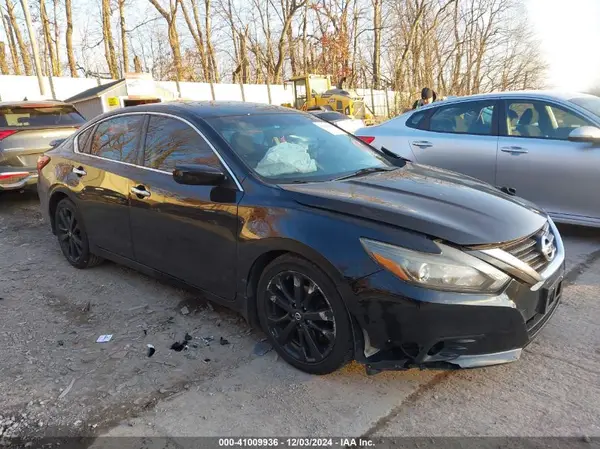 1N4AL3AP9HC218530 2017 NISSAN ALTIMA - Image 1