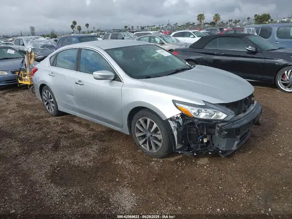 1N4AL3AP9HC218818 2017 NISSAN ALTIMA - Image 1