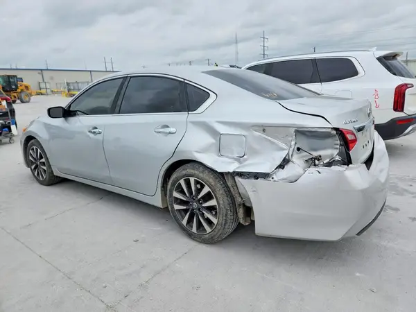 1N4AL3AP9HC219872 2017 NISSAN ALTIMA - Image 2