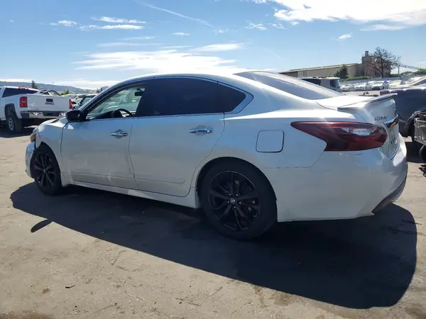 1N4AL3AP9HC221038 2017 NISSAN ALTIMA - Image 2