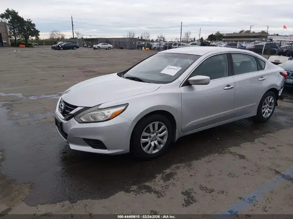 1N4AL3AP9HC223128 2017 NISSAN ALTIMA - Image 2