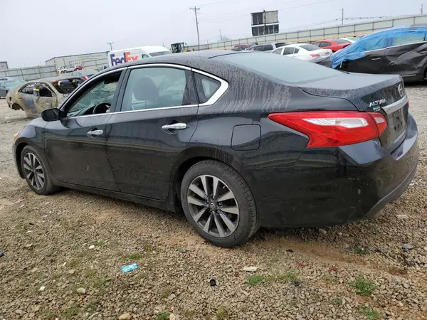 1N4AL3AP9HC223565 2017 NISSAN ALTIMA - Image 2