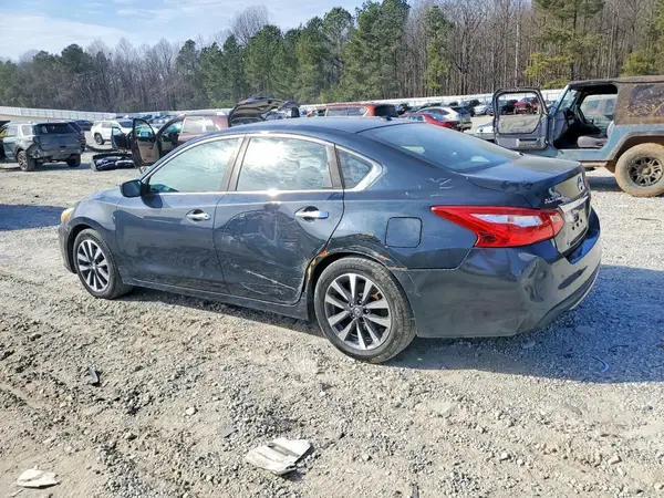 1N4AL3AP9HC225493 2017 NISSAN ALTIMA - Image 2