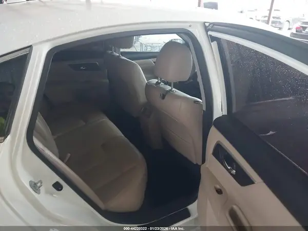 1N4AL3AP9HC226000 2017 NISSAN ALTIMA - Image 8