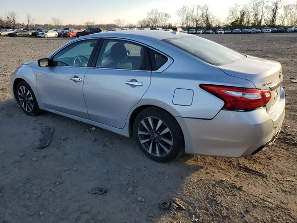 1N4AL3AP9HC226630 2017 NISSAN ALTIMA - Image 2