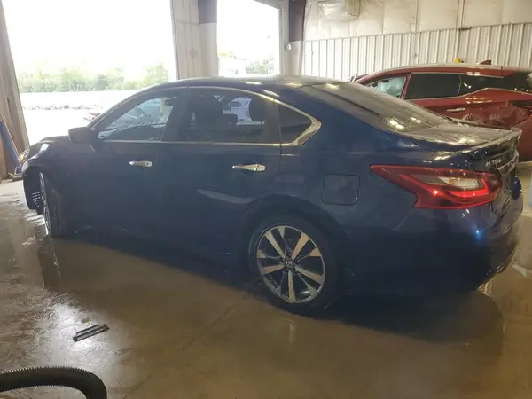 1N4AL3AP9HC233030 2017 NISSAN ALTIMA - Image 2