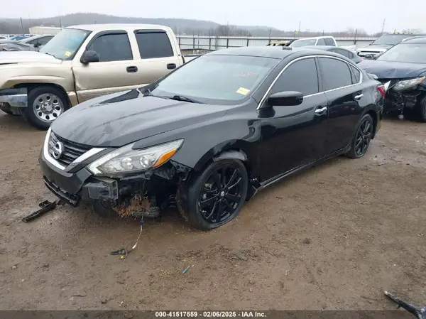 1N4AL3AP9HC235571 2017 NISSAN ALTIMA - Image 2