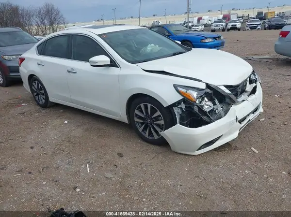 1N4AL3AP9HC235991 2017 NISSAN ALTIMA - Image 1