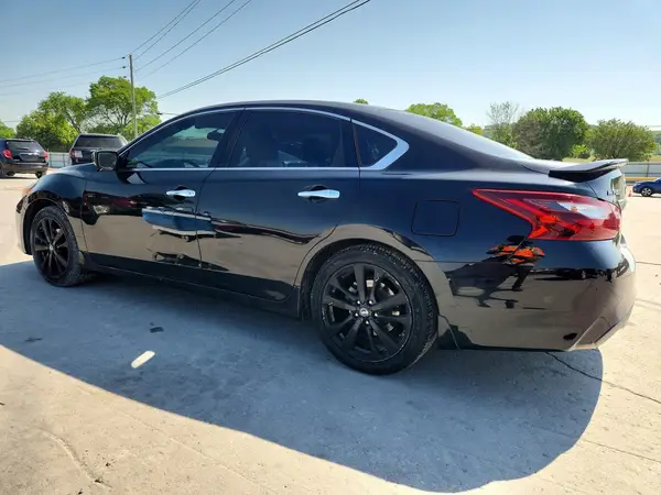 1N4AL3AP9HC238440 2017 NISSAN ALTIMA - Image 2