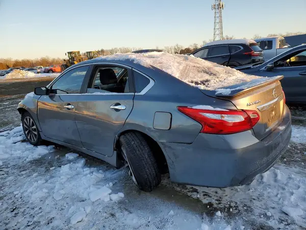 1N4AL3AP9HC240768 2017 NISSAN ALTIMA - Image 2