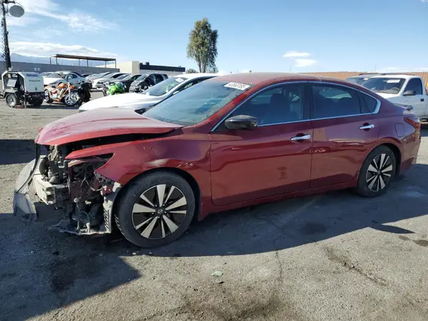 1N4AL3AP9HC242763 2017 NISSAN ALTIMA - Image 1
