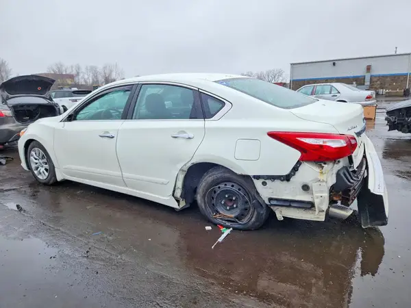 1N4AL3AP9HC244853 2017 NISSAN ALTIMA - Image 2
