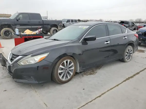 1N4AL3AP9HC246182 2017 NISSAN ALTIMA - Image 1