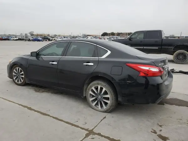 1N4AL3AP9HC246182 2017 NISSAN ALTIMA - Image 2