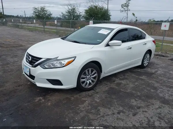 1N4AL3AP9HC246652 2017 NISSAN ALTIMA - Image 2