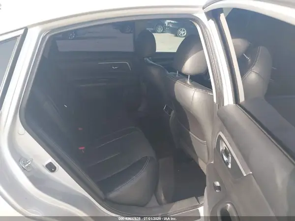 1N4AL3AP9HC248322 2017 NISSAN ALTIMA - Image 8