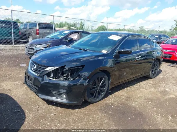 1N4AL3AP9HC250653 2017 NISSAN ALTIMA - Image 2