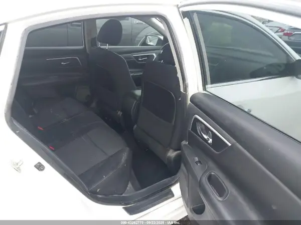 1N4AL3AP9HC256968 2017 NISSAN ALTIMA - Image 8