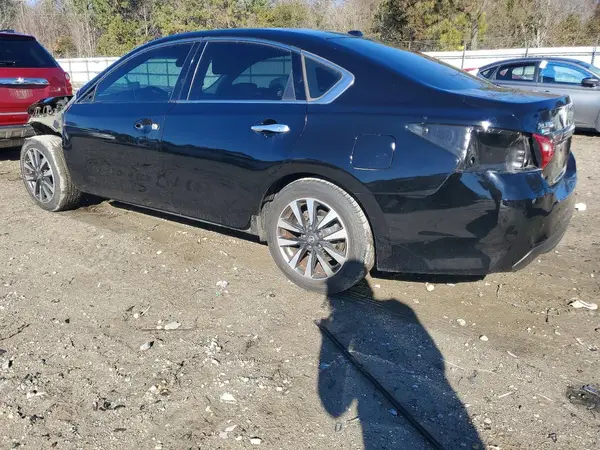 1N4AL3AP9HC257733 2017 NISSAN ALTIMA - Image 2