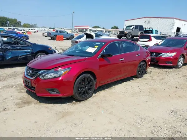 1N4AL3AP9HC257750 2017 NISSAN ALTIMA - Image 2