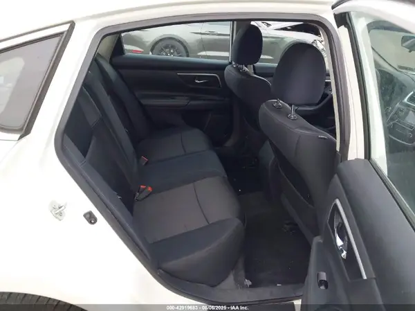 1N4AL3AP9HC257926 2017 NISSAN ALTIMA - Image 8