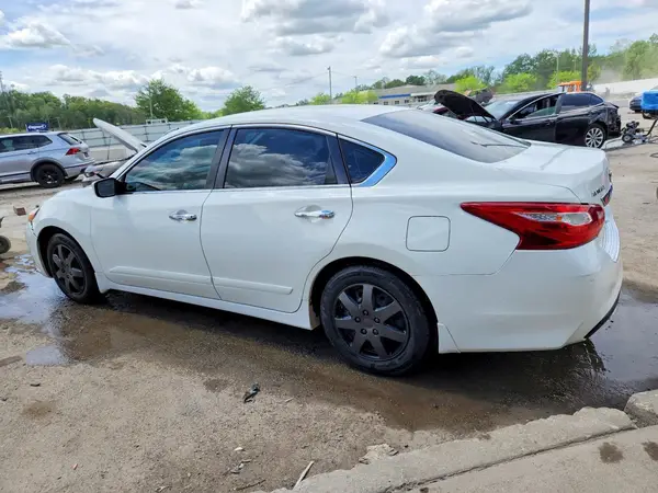 1N4AL3AP9HC258123 2017 NISSAN ALTIMA - Image 2