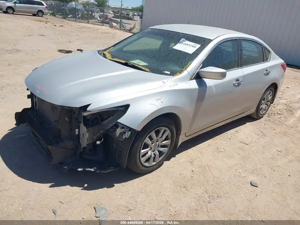 1N4AL3AP9HC258333 2017 NISSAN ALTIMA - Image 2
