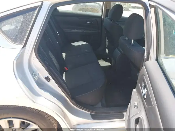 1N4AL3AP9HC258333 2017 NISSAN ALTIMA - Image 8