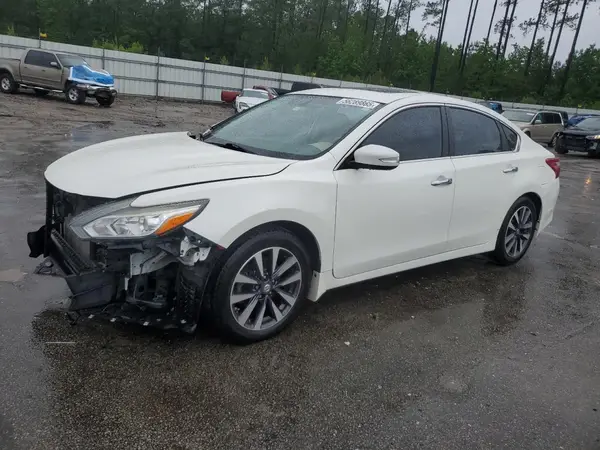1N4AL3AP9HC258994 2017 NISSAN ALTIMA - Image 1