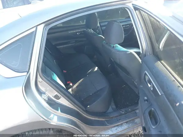 1N4AL3AP9HC264522 2017 NISSAN ALTIMA - Image 8