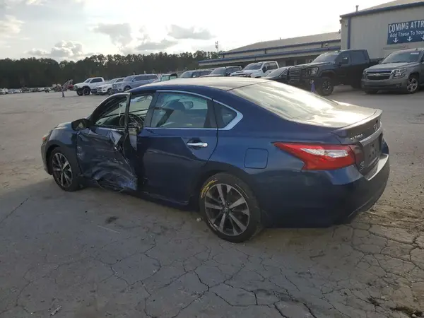 1N4AL3AP9HC264665 2017 NISSAN ALTIMA - Image 2