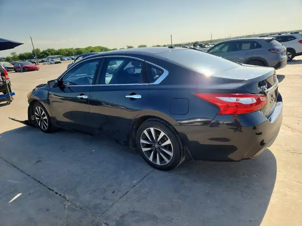 1N4AL3AP9HC265072 2017 NISSAN ALTIMA - Image 2