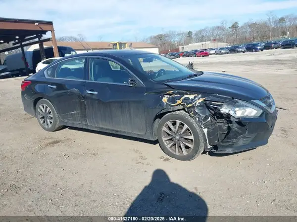 1N4AL3AP9HC265993 2017 NISSAN ALTIMA - Image 1